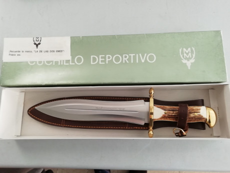 Vendo cuchillo de remate Muela Podenquero enterizo con empuñadura en Asta y latón, comprado hace un par 00
