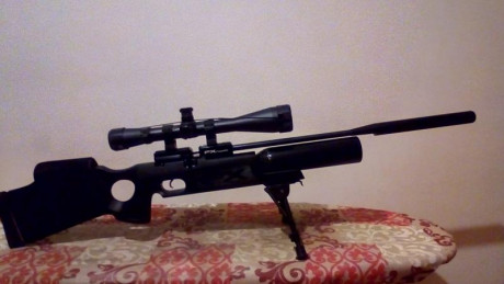 hola buenas se vende carabina fx royale 400 5.5 con regulador huma tarado a 80 b,comprada en Ayala en 00