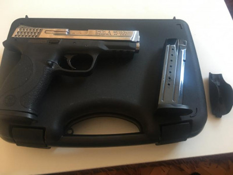 Cz97b (vendida)calibre 45 no más de 500 disparos y Smith&Wesson 9mm. Cz-450€ y s&w 225€. Guiadas 150