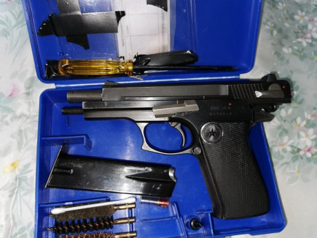 Hola soy David de Palencia vendo 30m muy cuidada con dos cargadores (no ipsc)  se vende en 275 algo negociable 00