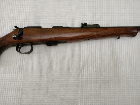 Buenas tardes

Vendo carabina CZ 452. en perfecto estado de uso, con bonitas maderas.

Muy pocos disparos

Precio 02