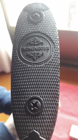 Mi amigo Jacinto vende Winchester 94 AE del fenomenal calibre 45 LC, en buen estado . Lo bueno es que 01
