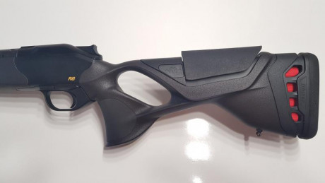 Se vende rifle Blaser R8 Profesional Ultimate en cal. 300WM, guiado a finales de Octubre de 2.019, se 00