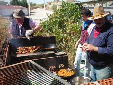 Señores hay que preparar la próxima tirada, este año estamos parcos en  comilonas, así que si os parece 160