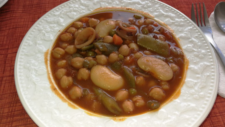 Hoy para comer acelgas hervidas y chuletón de vaca gallega vieja con seis semanas de maduración en cámara 160