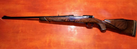 Hola a todos:
He decidido vender este rifle porque ya no le doy uso.
Se trata de un Santa Barbara Modelo 00