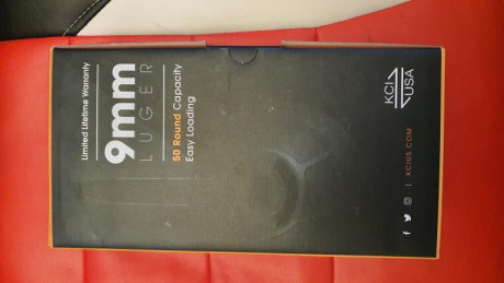Vendo cargador para Glock nuevo a estrenar, con capacidad para 50 cartuchos del cal 9pb.

Precio: 115€
El 02