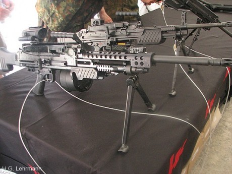https://www.fnhusa.com/mil/products/firearms/model.asp?fid=FNF015&gid=FNG008&mid=FNM0139

un muestra 80