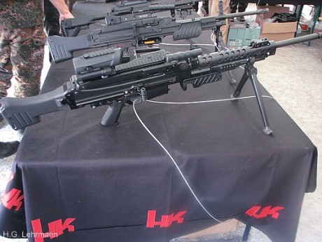 https://www.fnhusa.com/mil/products/firearms/model.asp?fid=FNF015&gid=FNG008&mid=FNM0139

un muestra 90