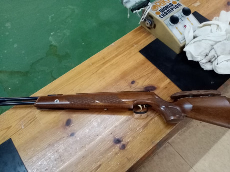 Buenas,
Vendo carabina HW97K del 5,5mm a 20 julios, la tenía para hacer HFT, pero he visto que por la 20