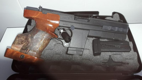 Pistola Hammerli modelo 280 en calibre 22 lr en muy buen estado , talla de la cacha mediana , no interesan 00