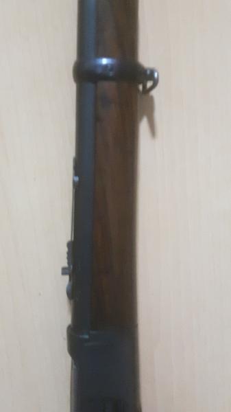 Vendo carabina Tigre 44-40,es la corta una copia de wincheste, la vendo por no usarla esta muy bien de 11