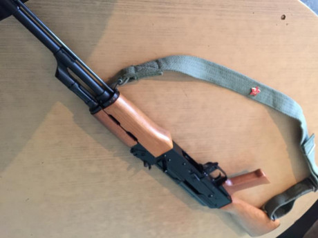 Hola vendo AK 47 civil marca feg en un estado excelente con mucho sueño extras y consumibles si se recoge 00
