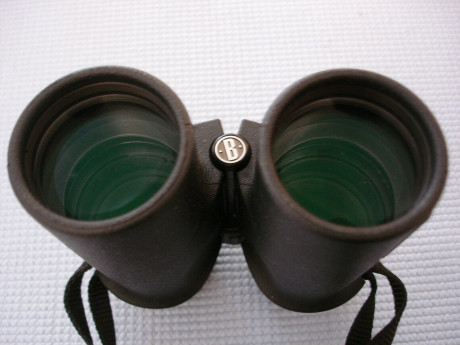 VENDO prismáticos BUSHNELL , 10 x 42 , gama alta LEGEND, cuerpo de magnesio con total protección de goma 00