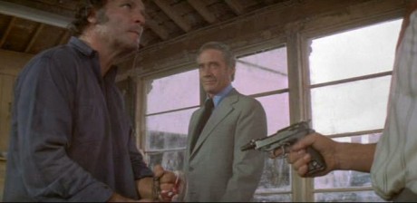 Compañeros,

En vista de las ganas de algunos (Elcafe, Wilcow, Vrakk, etc) por adivinar armas de películas 140