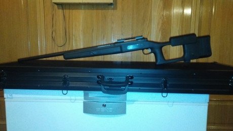 Savage 10 Tactical  cal 308 
No ha pegado un tiro,  con maletín 
Guiado en 
Madrid,  no me interesan cambios 00