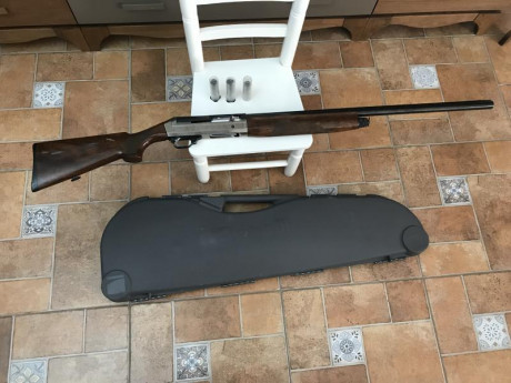 Escopeta semiautomática de caza con polichoques de 2,3,4 y 5 estrellas.
Precio 450€ 
Contacto whatsapp: 02