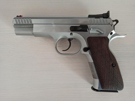 Se vende Tanfoglio Stock ideal para iniciarse en Tiro de Recorridos (IPSC), con 4 cargadores originales 01