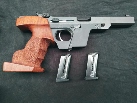 Hola a todos.

Abro este hilo para poner en venta unas pistolas Walther GSP que espero que os ayuden a 20