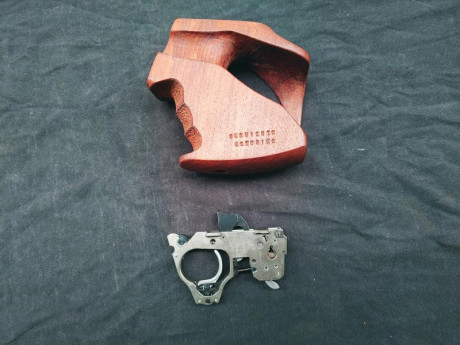 Hola a todos.

Abro este hilo para poner en venta unas pistolas Walther GSP que espero que os ayuden a 51
