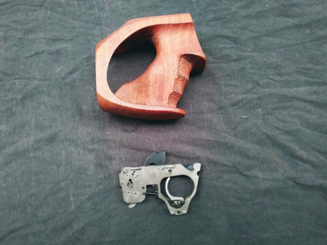 Hola a todos.

Abro este hilo para poner en venta unas pistolas Walther GSP que espero que os ayuden a 50