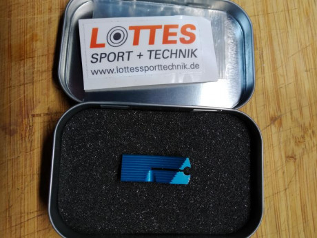 Vendo cola de disparador LOTTES Putter SE color azul. Completamente nuevo, comprado en junio de 2019. 01