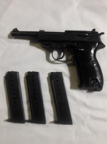 Pistola Walther P 38 (acero) con marcajes alemanes II guerra mundial
Calibre 9 mm parabellum.
Ciudad donde 20