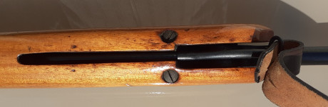 Buenos días.
Vendo carabina Gamo Juaristi, es el primer modelo marcado como Gamo pero fabricado por Juaristi.
Está 12