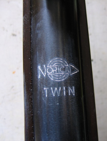 Buenos días.
Vendo carabina Norica TWIN, en estado impecable sólo he disparado entre los dos calibres 02