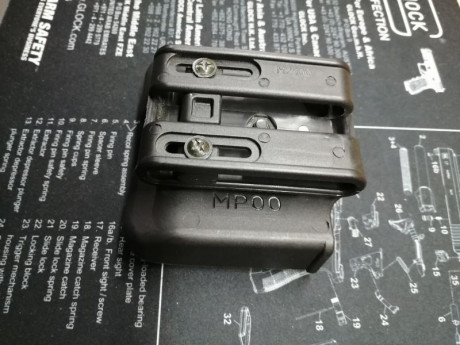 Se vende un lote de material GLOCK

  LOTE PIECERO GLOCK 26 3 GEN
  1 BLOQUEO CORREDERA GLOCK 5,5 EUROS
2 51