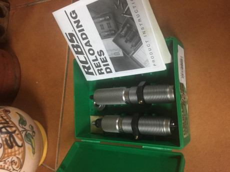 Vendo daiss calibre 9,3/74 en 75 euros  B8850F96-D4DA-4D94-A84B-D5B9CFCB4DD1.jpeg están nuevos 00