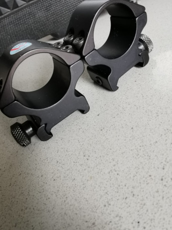 Un amigo vende estas monturas,son nuevas
de pulgada, 25 mm y de altura 16 mm.Para carril weaver
Precio 01