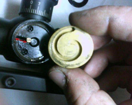 Buenas noches, acabo de tener un problema con la rueda de paralaje de un zos 10-40x50, resulta que la 12