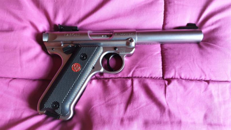 Os presento a mi pistolina, llegada hace días después de un verdadero parto pero muy bien llevado por 01
