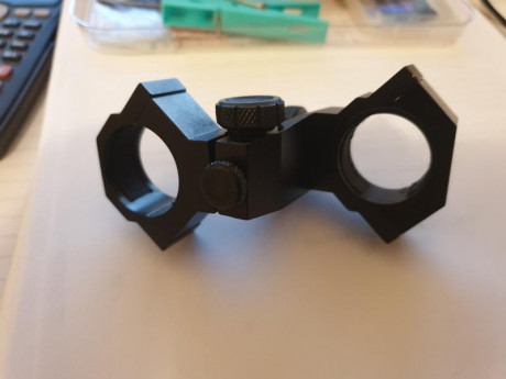Se vende por no usar montura adaptadora de linterna a mira o a cualquier uso desde 30 mm a pulgada, también 01
