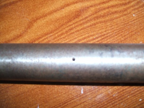 Saludos otra vez, camaras de potencia antiguas
de carabinas antiguas , creo que son de la marca Flecha, 01