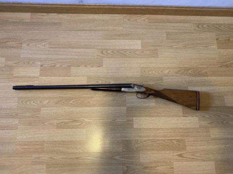 Vendo escopeta paralela marca AYA modelo 117 con nada de uso. Se trata de una escopeta del calibre 12 01