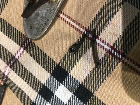 Hola, he iniciado la restauración de una escopeta plana de Eusebio Arizaga, cuando he sacado las pletinas 10