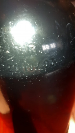 Vendo esta botella de 4 litros de capacidad a 300 bares con su estación de carga.
Fabricada en marzo 2018.
Su 00