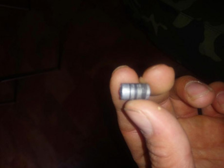 Hola, os enseño esta maquina artesanal que hizo un armero de mi pueblo fanatico del tiro y la recarga. 22