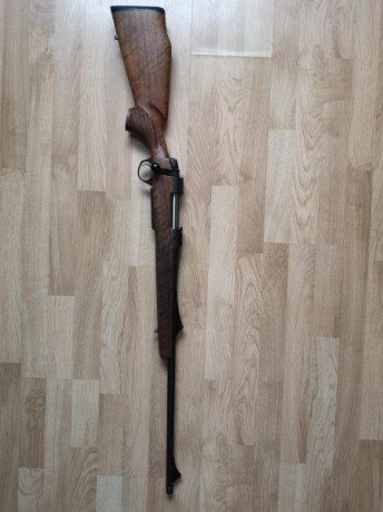 Vendo  Bergara B-14 Timber  ( culata de nogal al aceite). 

Cerrojo suave, cierre de dos tetones y  ángulo 02