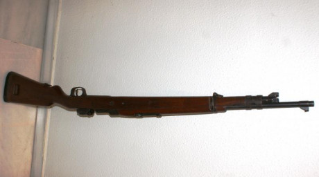 Mosquetón Mauser Fábrica la Coruña 1957 (308/7,62) restaurado con culata acolchada.

Procedencia Militar 02