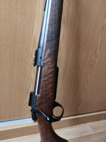 Vendo  Bergara B-14 Timber  ( culata de nogal al aceite). 

Cerrojo suave, cierre de dos tetones y  ángulo 22