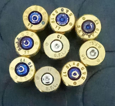 Buenas tardes.

Me quito vainas de 9mm que he ido guardando durante algún tiempo, son de la marca SELLIER 01