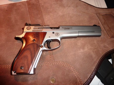 Saludos compañeros, solicito vuestra ayuda para la regulacion del gatillo de la S&W 952-2 6".
Pues 00