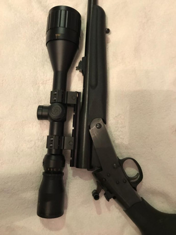 Rifle h&r calibre 243. Con visor konuspro 3-12×50 y monturas fijas. Ideal para el corzo. El rifle 02