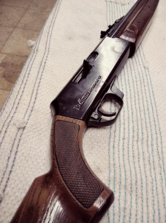 Vendo carabina Podium 184 calibre 4,5mm de bombeo. Un clásico español, copia de la Crosman 766 americana. 11