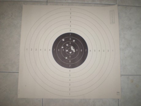 Hola compañeros.

Hace mucho tiempo me puse con mi rifle Kentucky para ponerlo a tiro,lo dejé por un tiempo 02