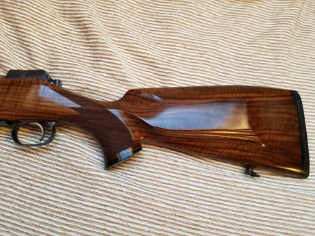Vendo mauser m03 modelo alpine con maderas de nogal grado 5. Calibre 243 win. Nuevo, no tiene ningun arañazo, 01