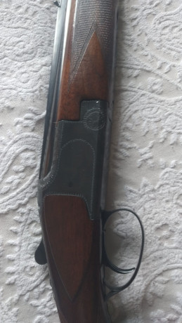 hola un amigo vende un rifle express browning ccs25 calibre 9,3x74r cañones de 65cms de largo y culata 120